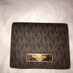 Michael Kors wallet
